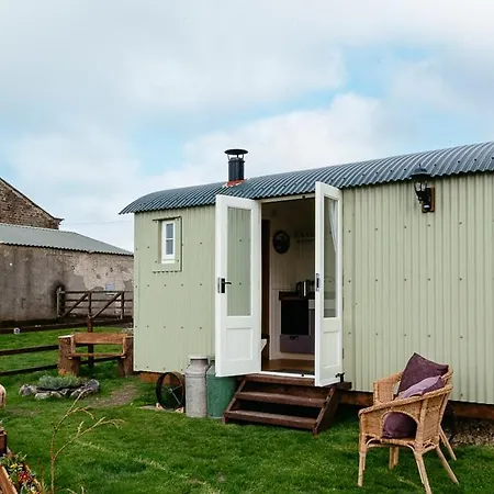 Crown Cottage Farm-2